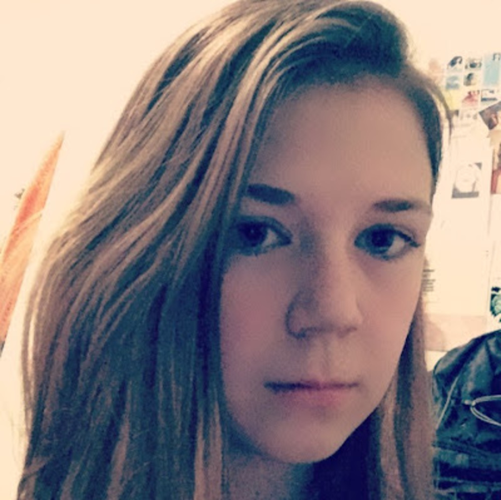 Meet your Posher, Eve